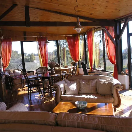 La Vie En Rose Bed & Breakfast Parranquet
